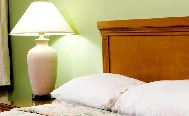Grapevine Days Inn By Wyndham Lebec מראה חיצוני תמונה